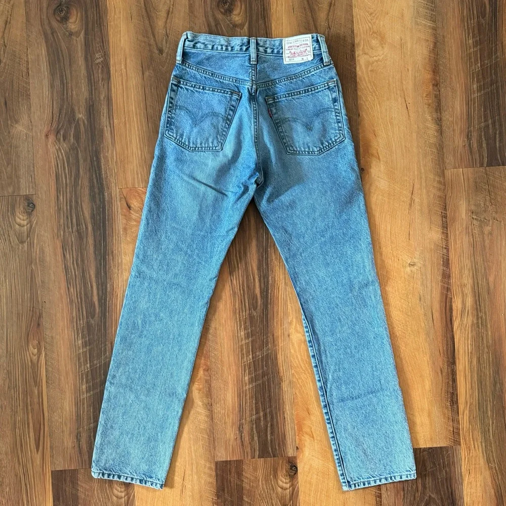 Levis 501 Jeans - Picture 2 of 4